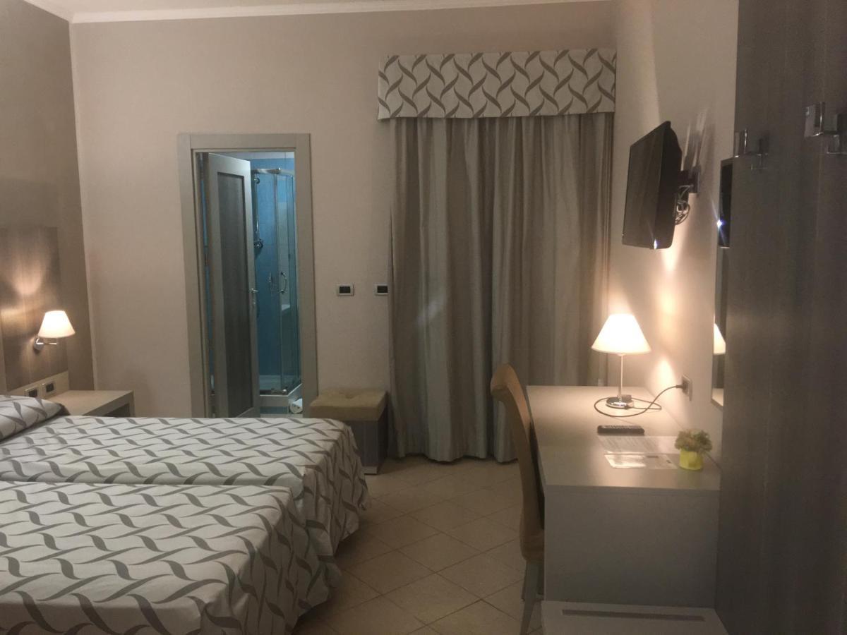 קטנזארו Hotel Niagara מראה חיצוני תמונה