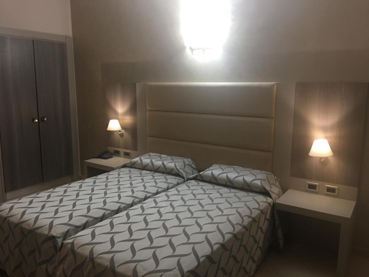 קטנזארו Hotel Niagara מראה חיצוני תמונה