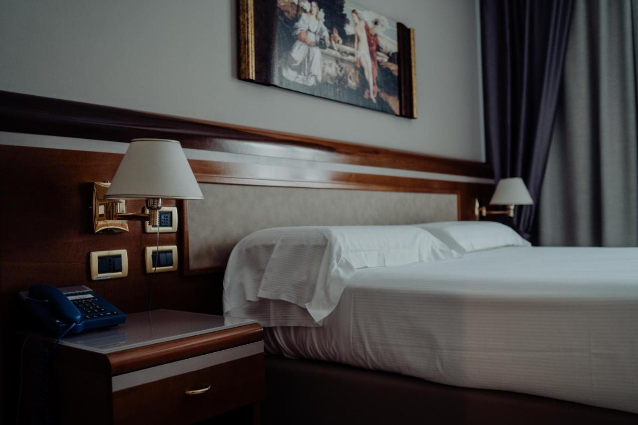 קטנזארו Hotel Niagara מראה חיצוני תמונה