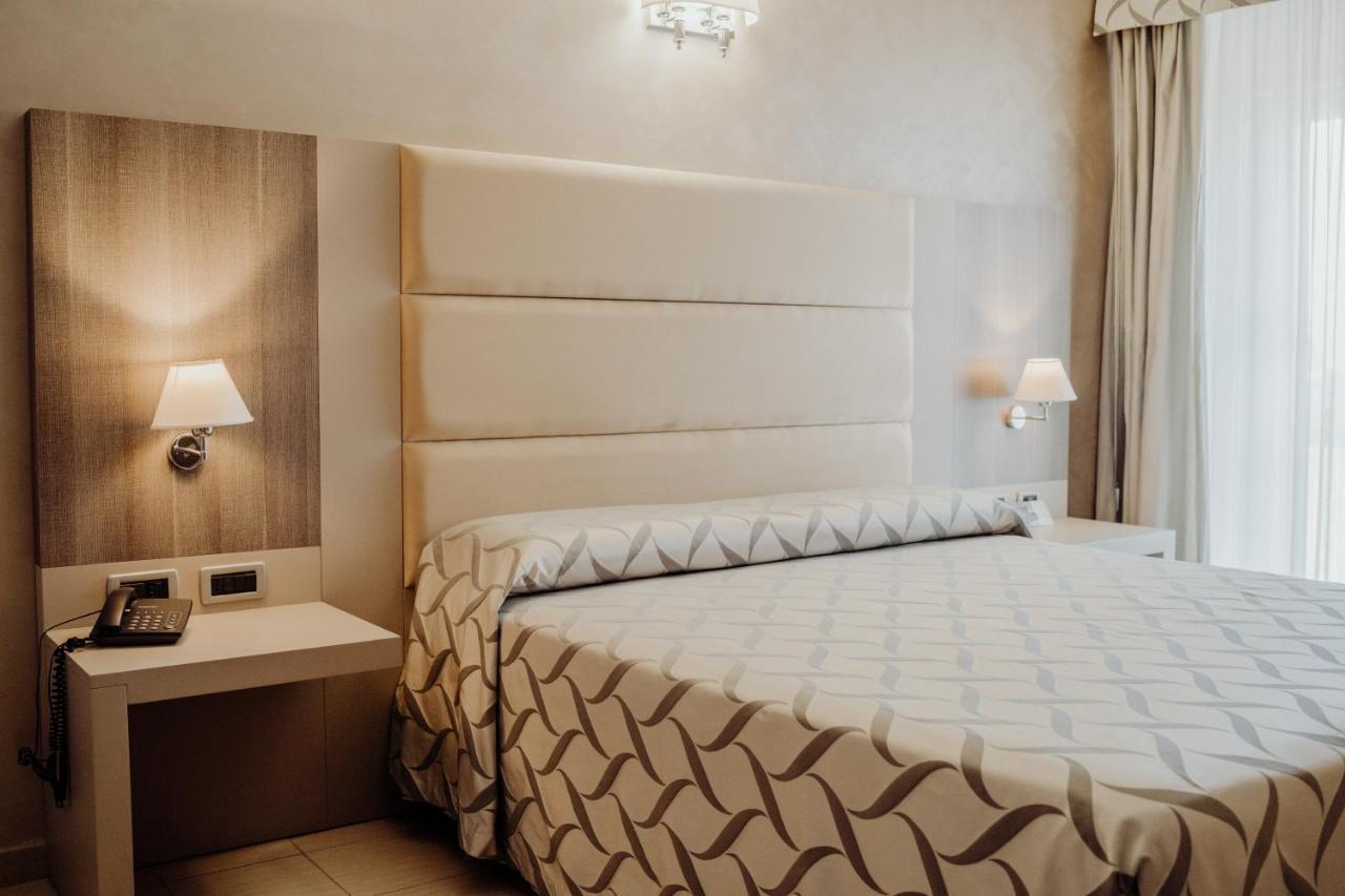 קטנזארו Hotel Niagara מראה חיצוני תמונה