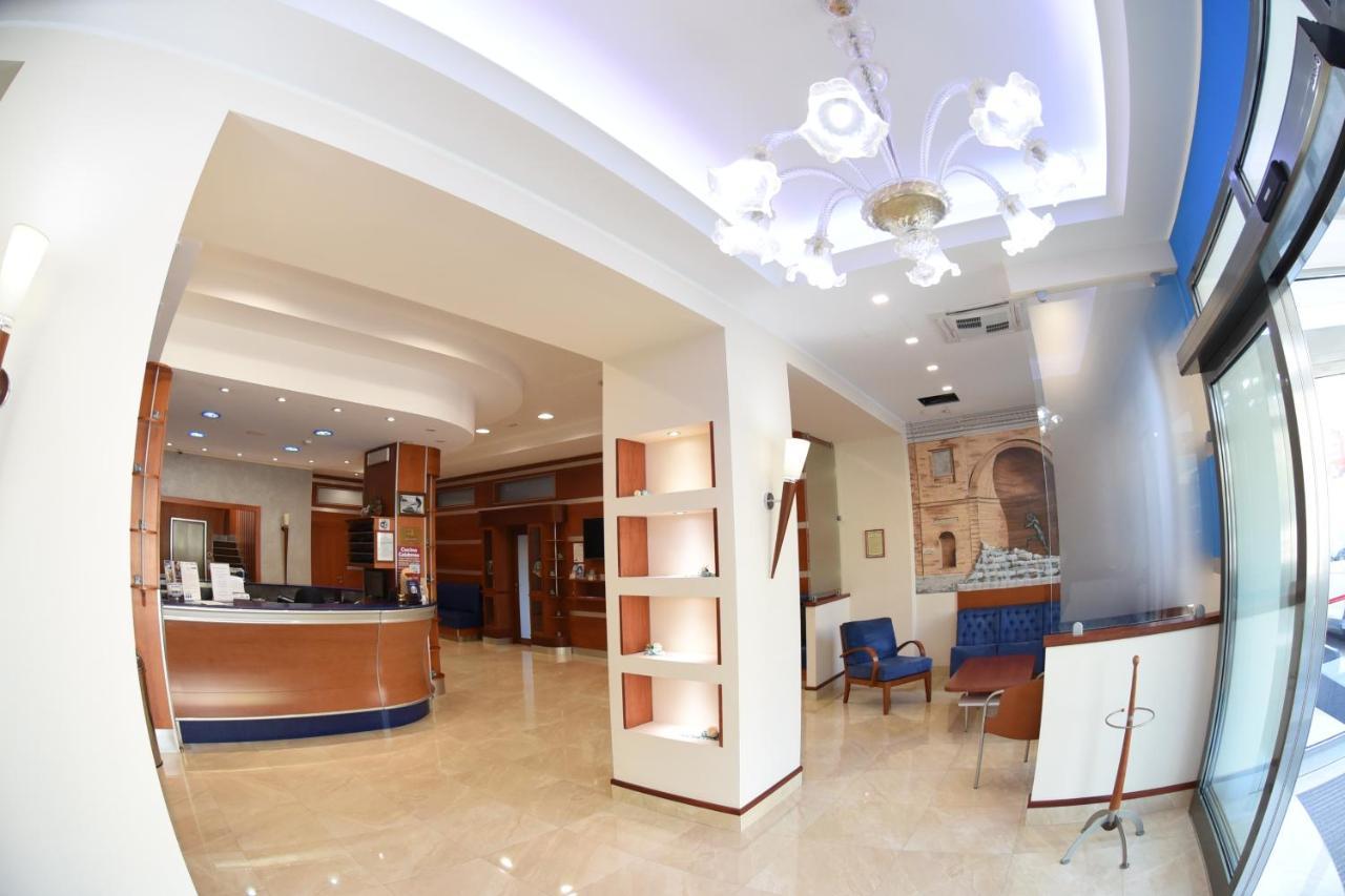 קטנזארו Hotel Niagara מראה חיצוני תמונה