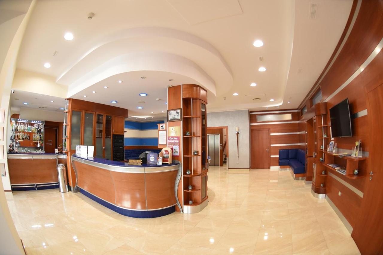 קטנזארו Hotel Niagara מראה חיצוני תמונה